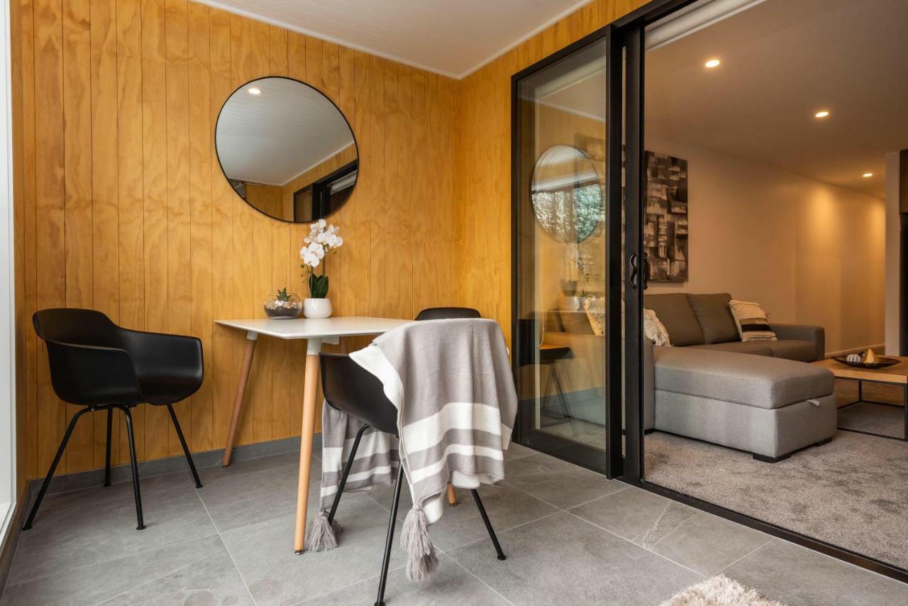 Penthouse With Park View Apartment Christchurch Exterior photo